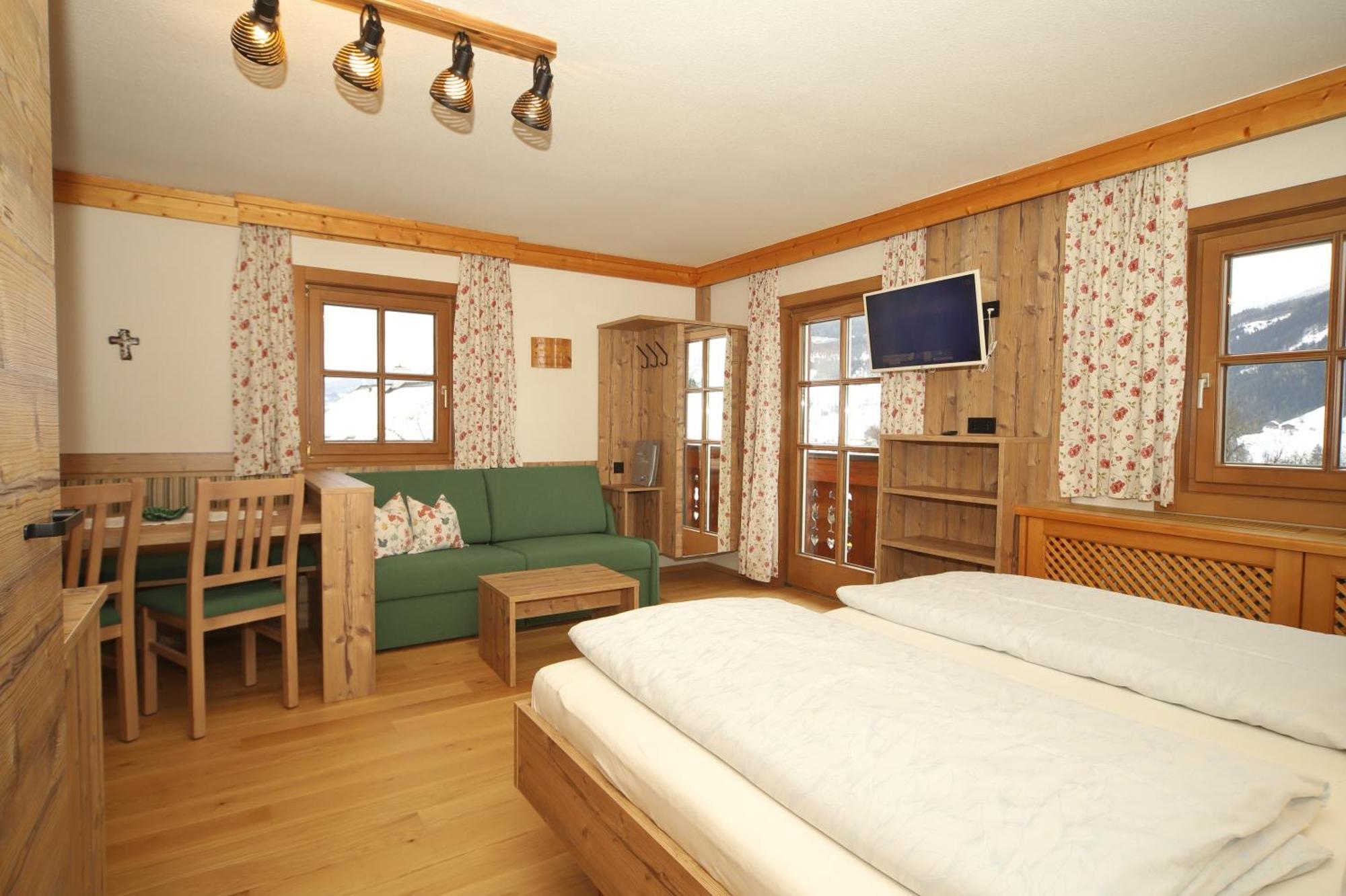Linarhof Apartment Urlaub Am Bio Bauernhof Haus im Ennstal Phòng bức ảnh
