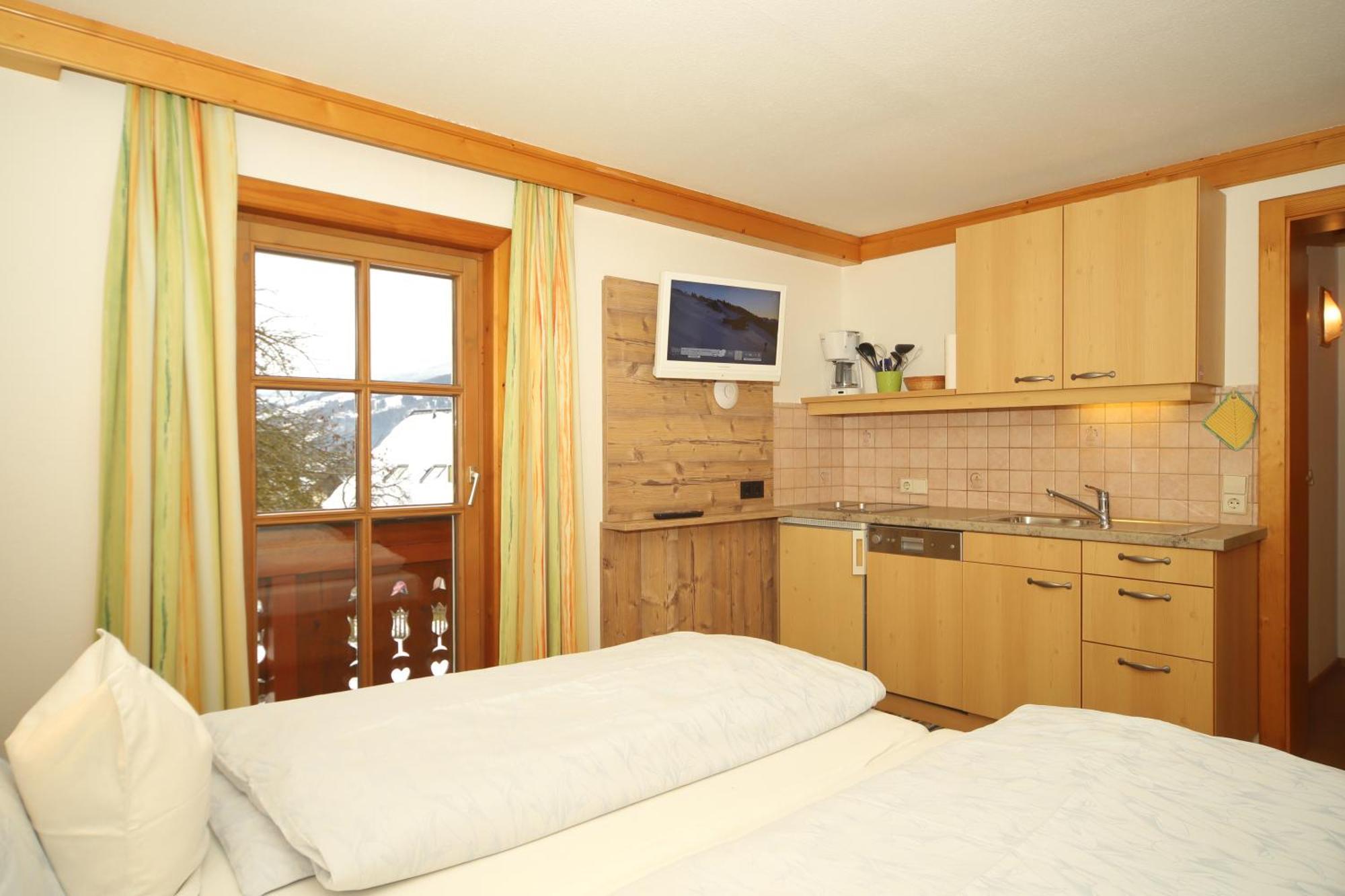 Linarhof Apartment Urlaub Am Bio Bauernhof Haus im Ennstal Phòng bức ảnh