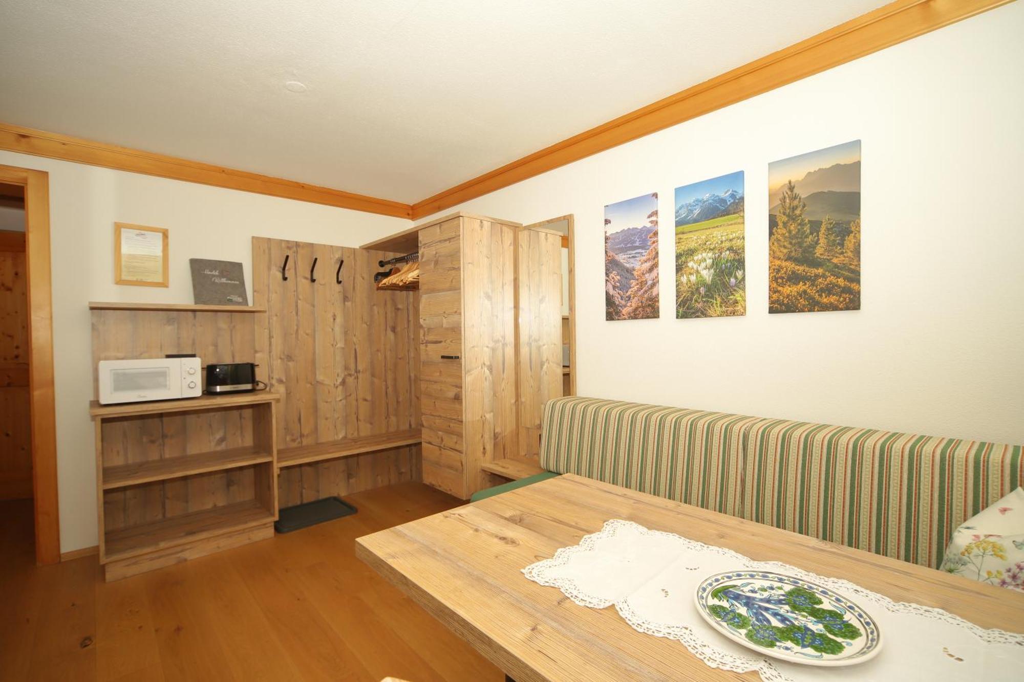 Linarhof Apartment Urlaub Am Bio Bauernhof Haus im Ennstal Phòng bức ảnh