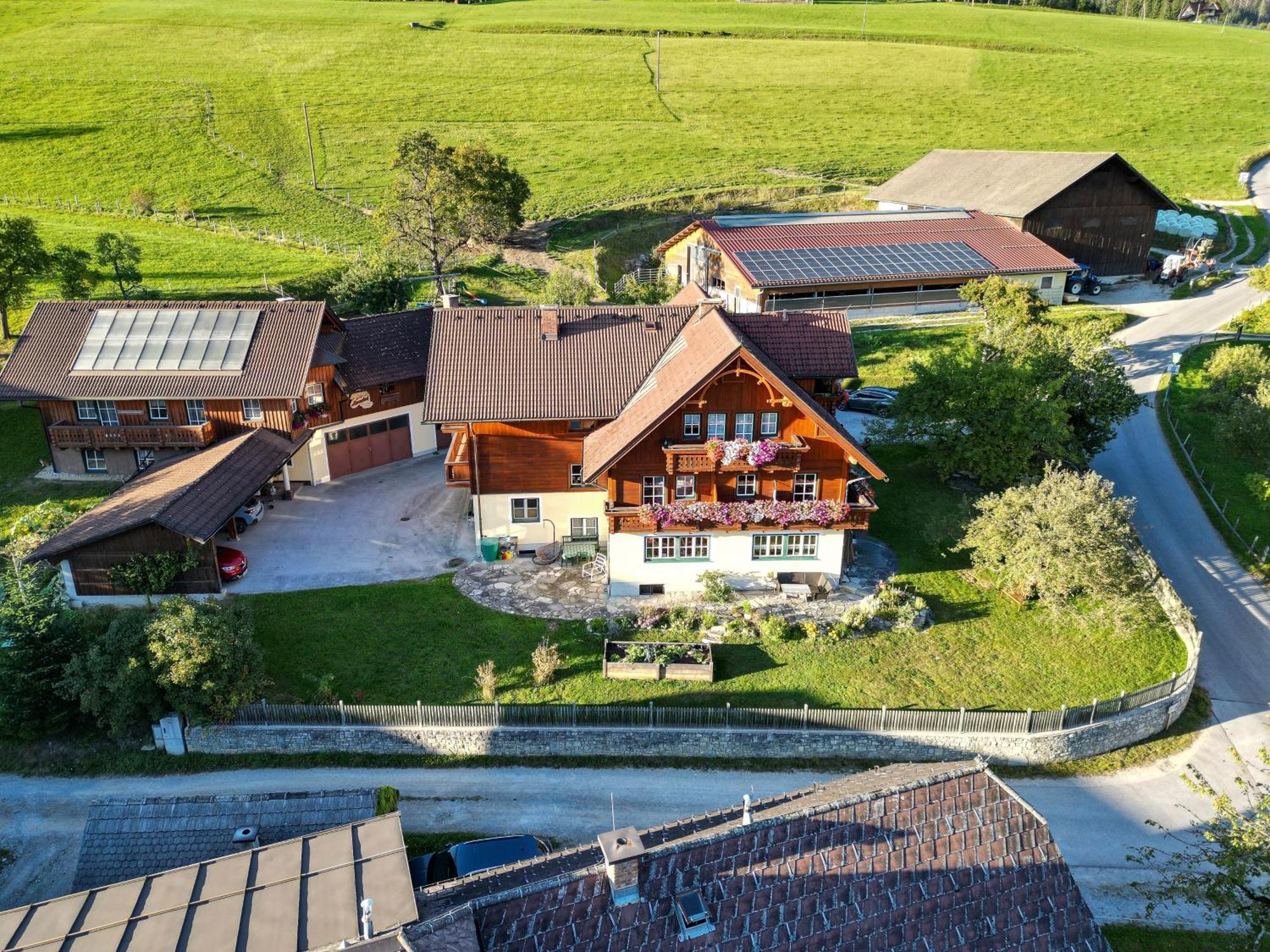 Linarhof Apartment Urlaub Am Bio Bauernhof Haus im Ennstal Ngoại thất bức ảnh